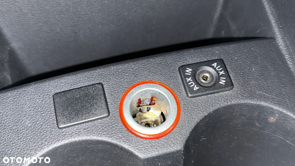 Volkswagen Polo - 26