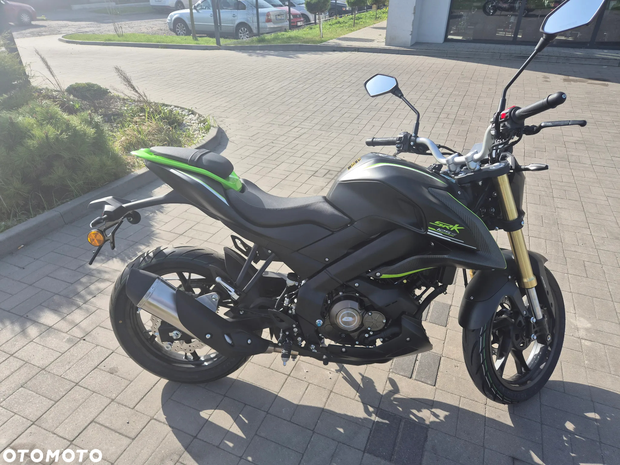 QJMOTOR SRK 125S - 5