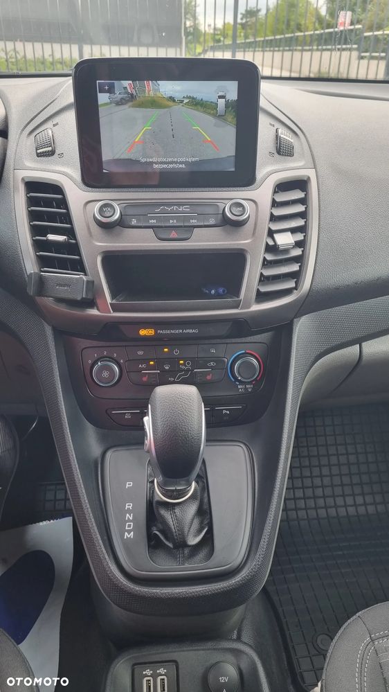 Ford Connect - 17