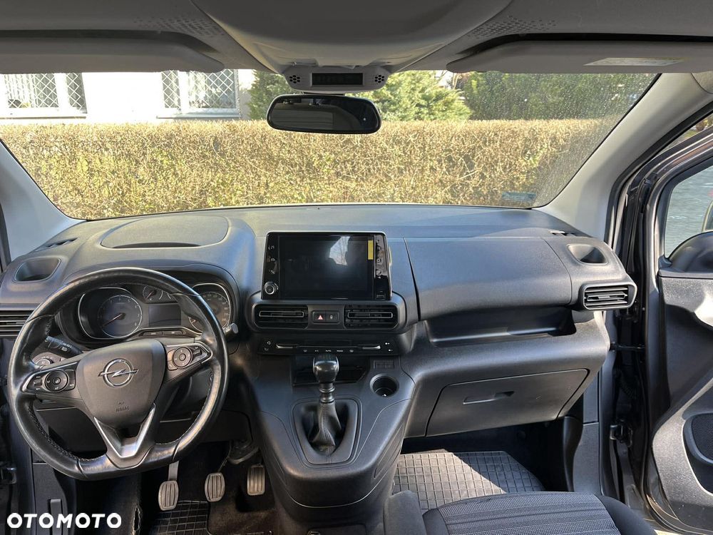 Opel Combo 1.2 Turbo S&S - 11