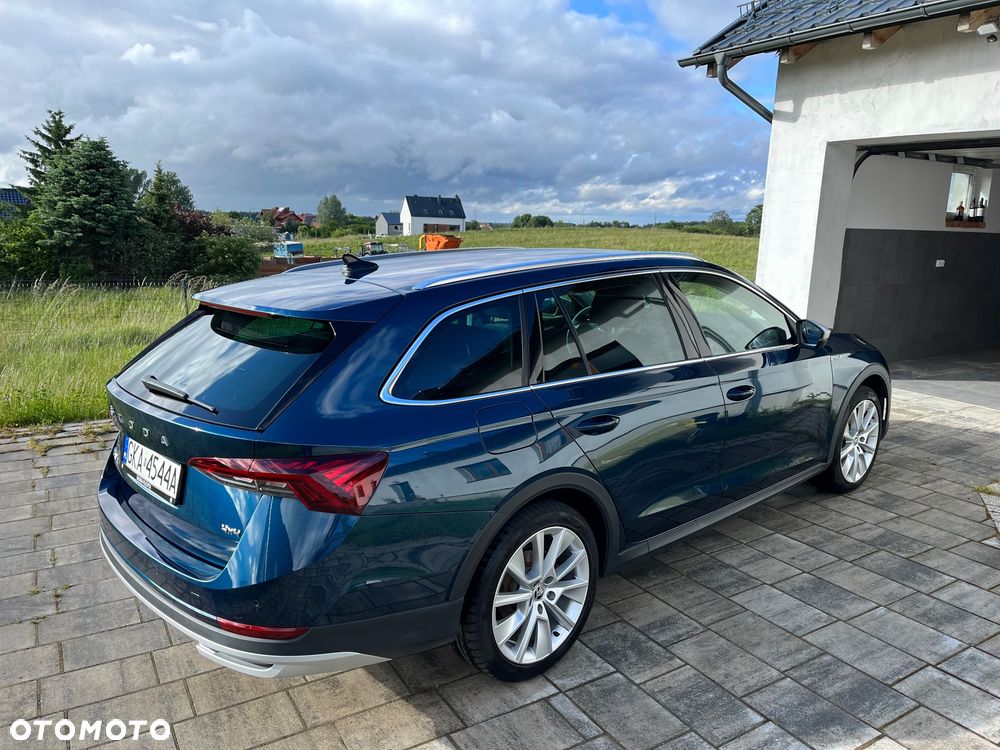 Skoda Octavia 2023 photo 4