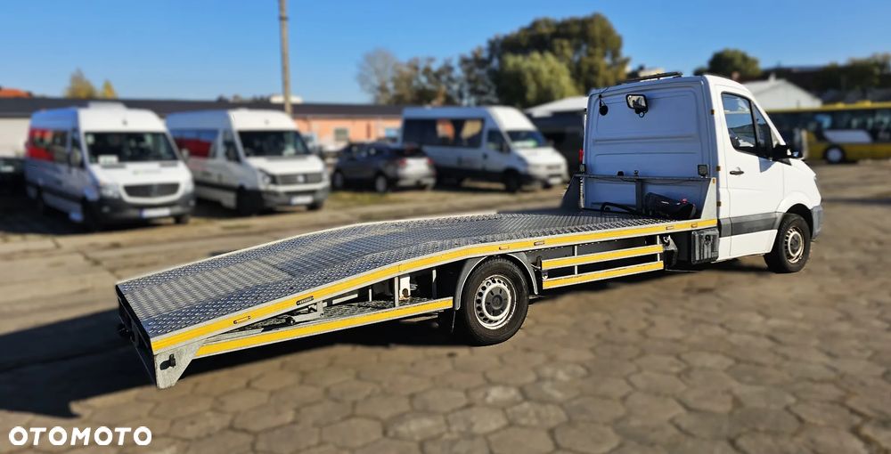 Mercedes-Benz Sprinter - 5