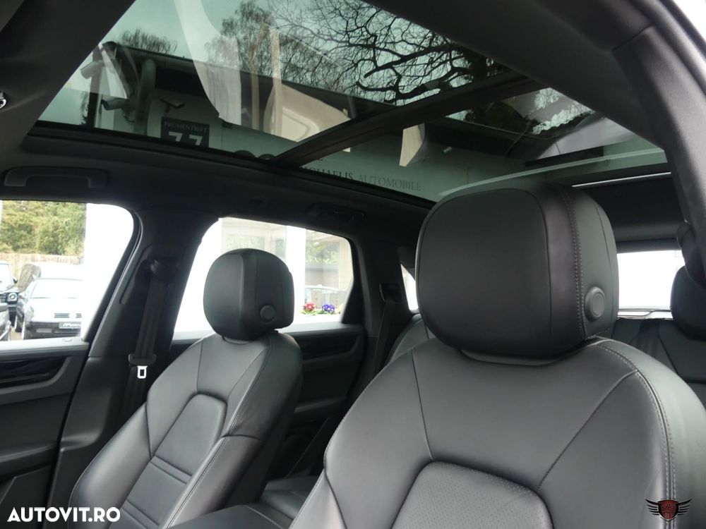 Porsche Cayenne E-Hybrid Tiptronic S - 9