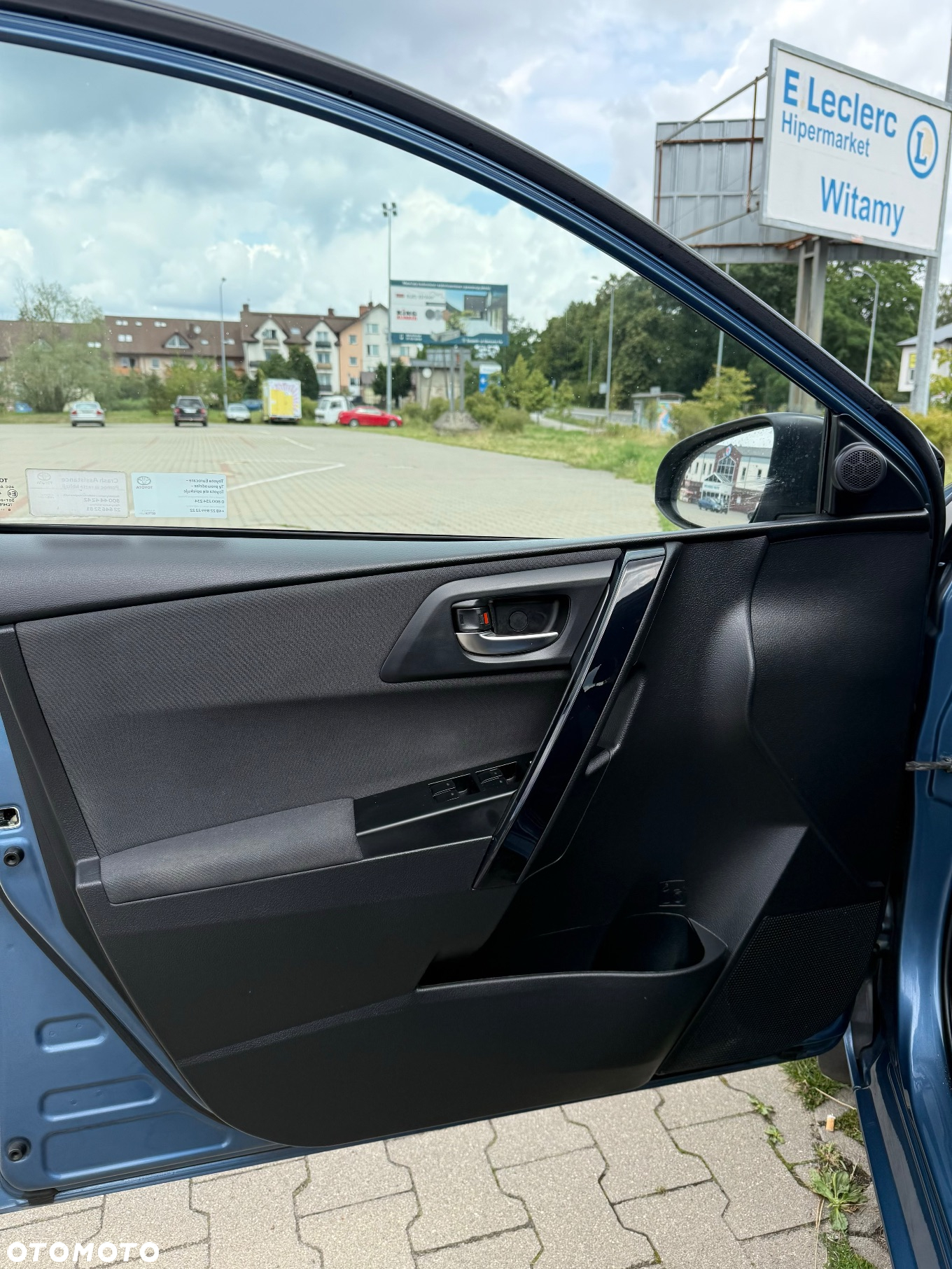 Toyota Auris Hybrid 135 Premium - 22
