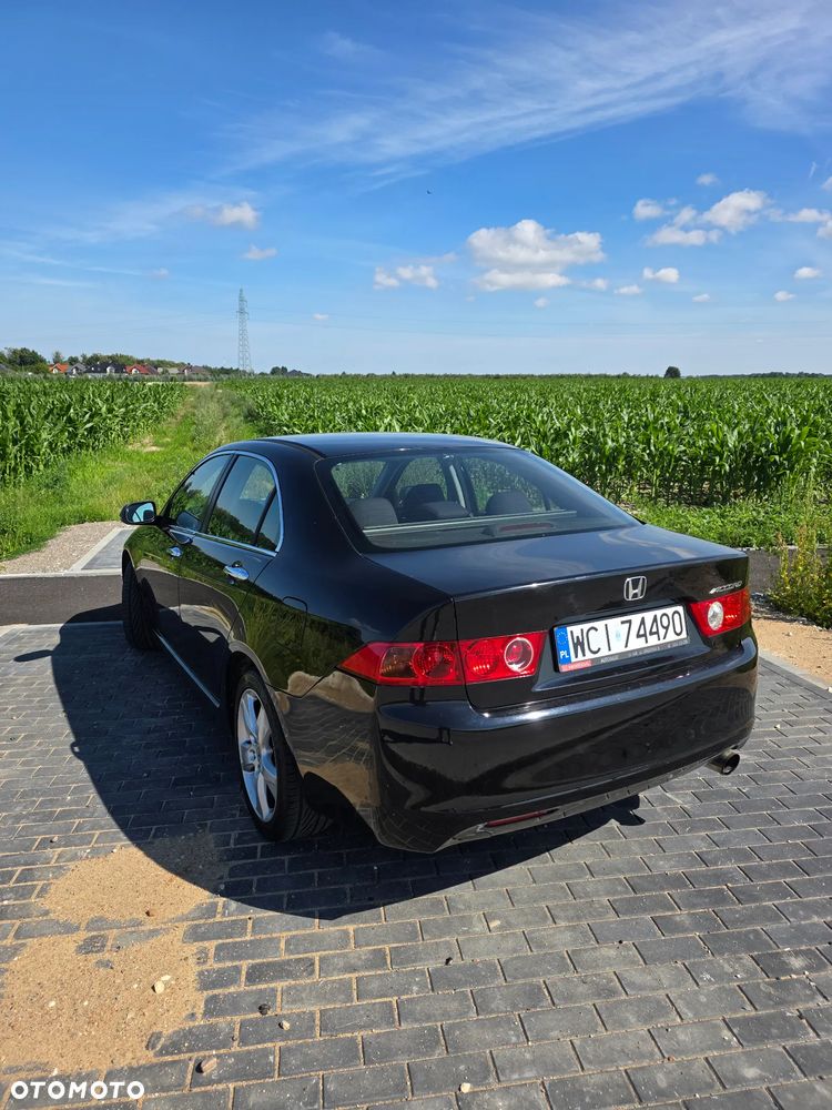 Honda Accord 2.0 Comfort - 10