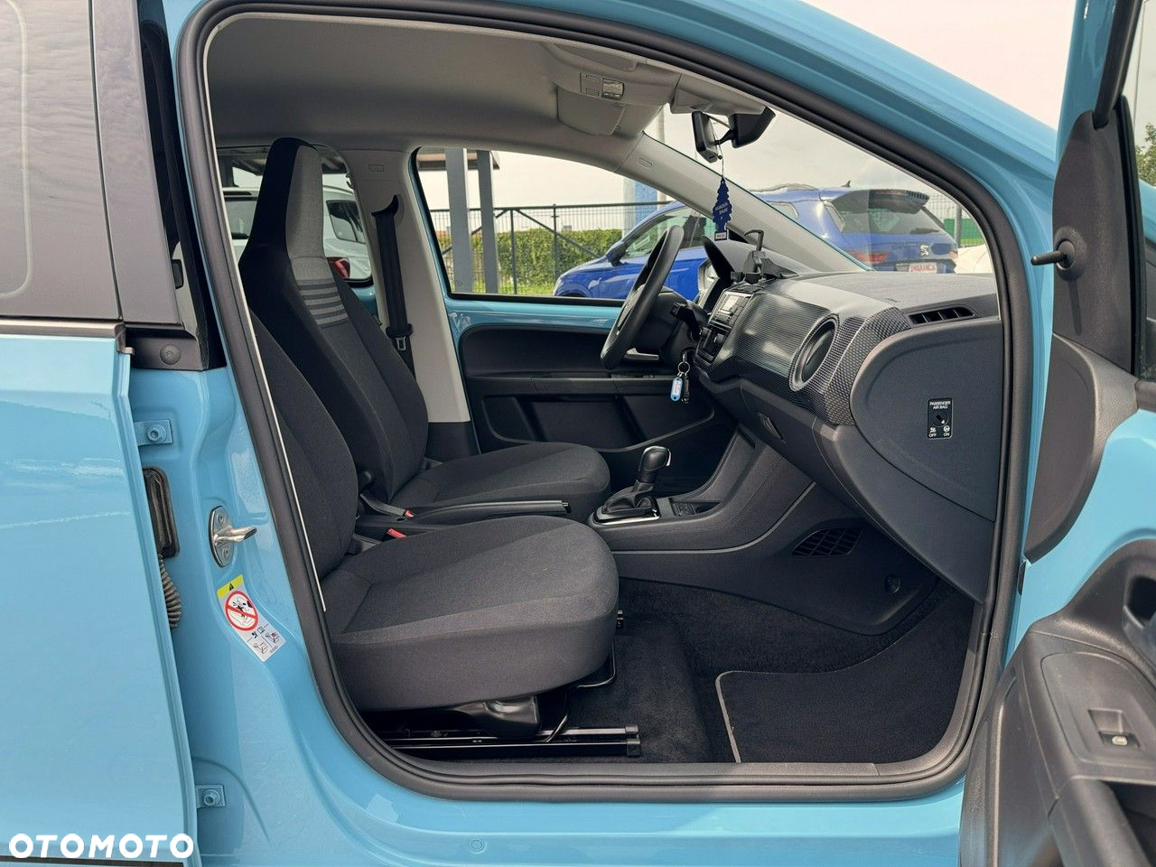 Volkswagen up! e-up - 19