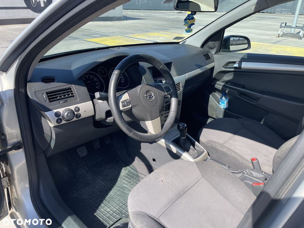 Opel Astra - 14
