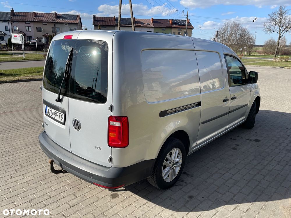 Volkswagen Caddy Maxi - 5