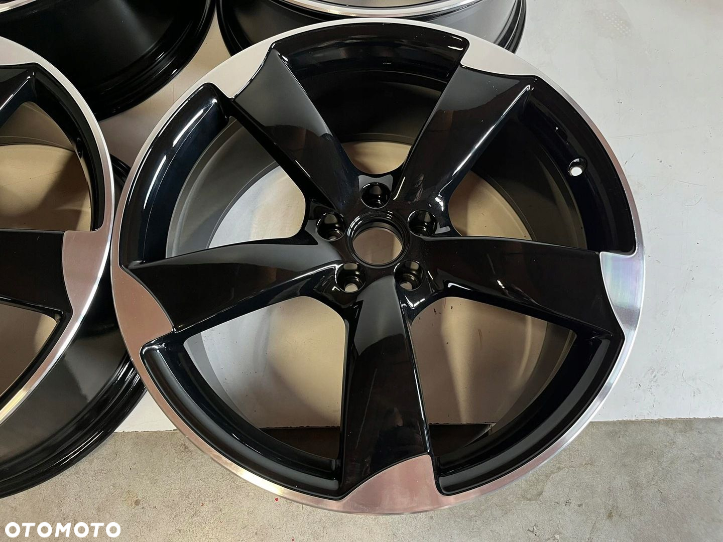 AUDI A8 S8 D4 4H A6 A7 S6 S7 FELGI ROTOR KOMPLET 9JX21 ET35 5X112 - 6