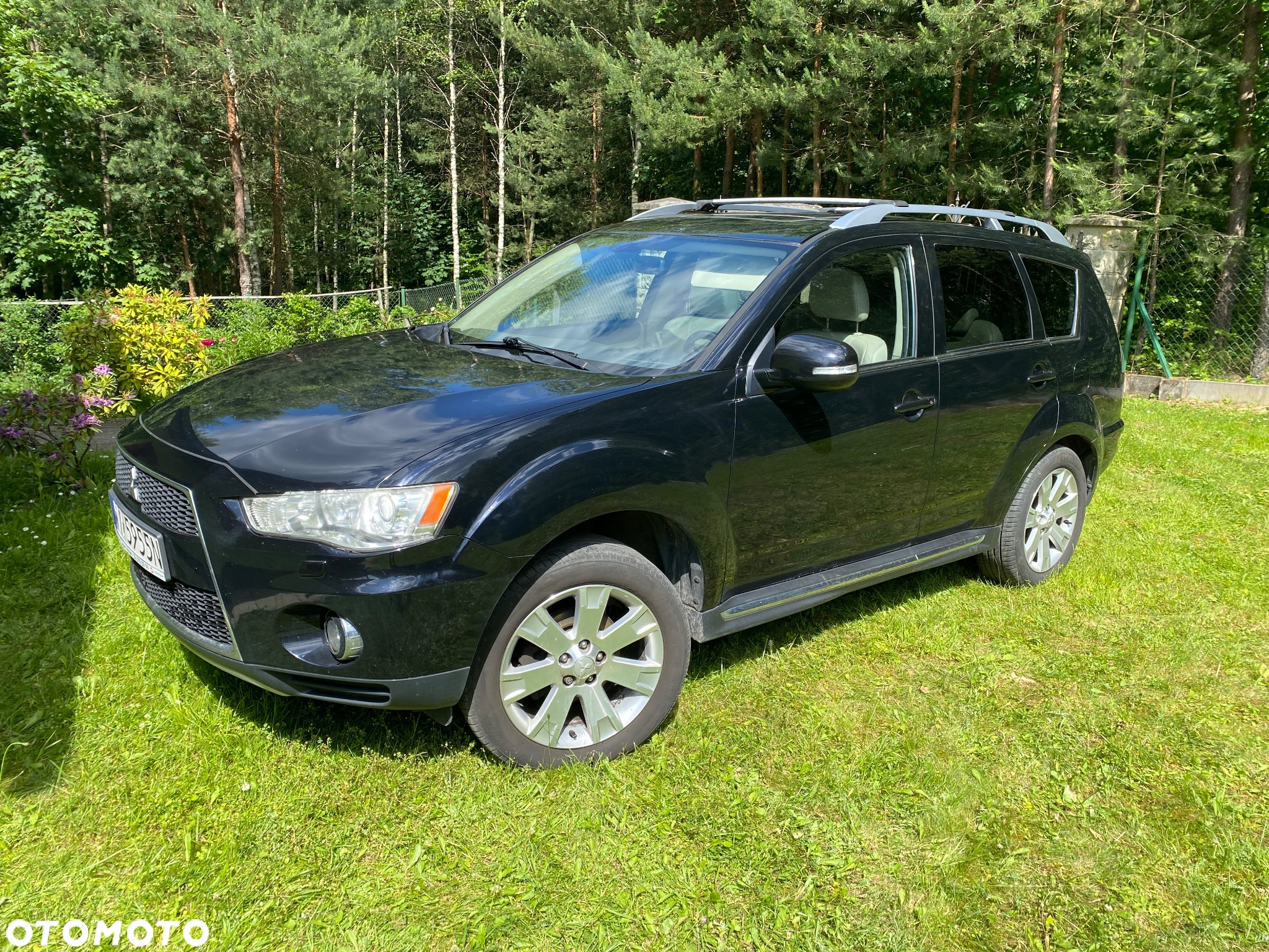 Mitsubishi Outlander - 11