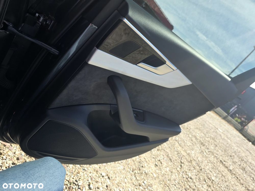 Audi A4 Limousine 40 TFSI S tronic advanced - 23