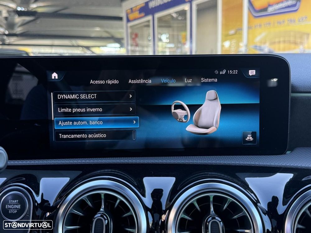 Mercedes-Benz A 250 e AMG Line - 32