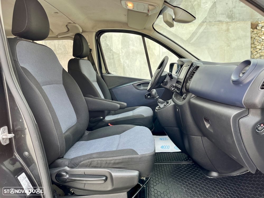 Opel Vivaro 1.6 CDTI BITURBO Cabine dupla 5 lugares versão longa - 31