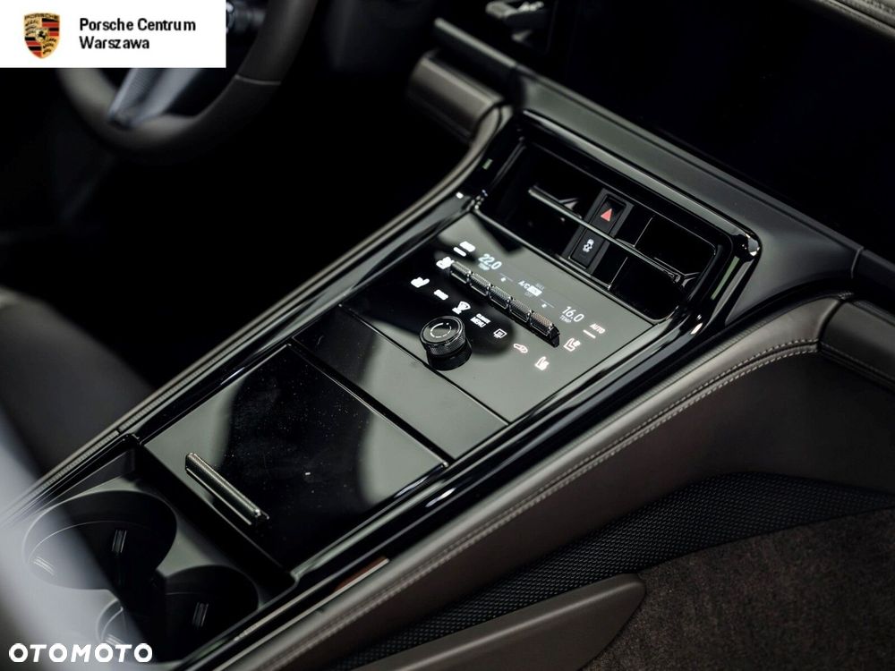 Porsche Panamera - 15
