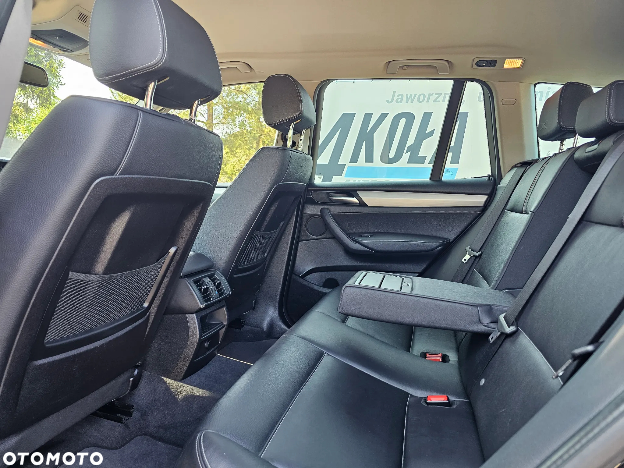 BMW X3 xDrive20d - 16