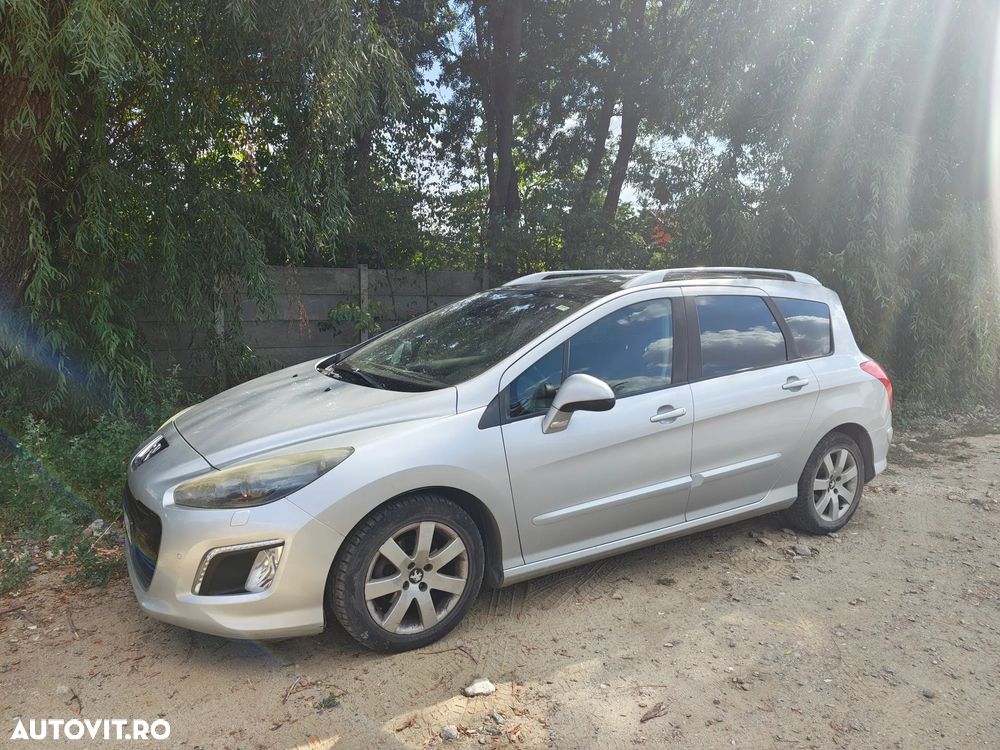 Peugeot 308 1.6HDi Premium - 2