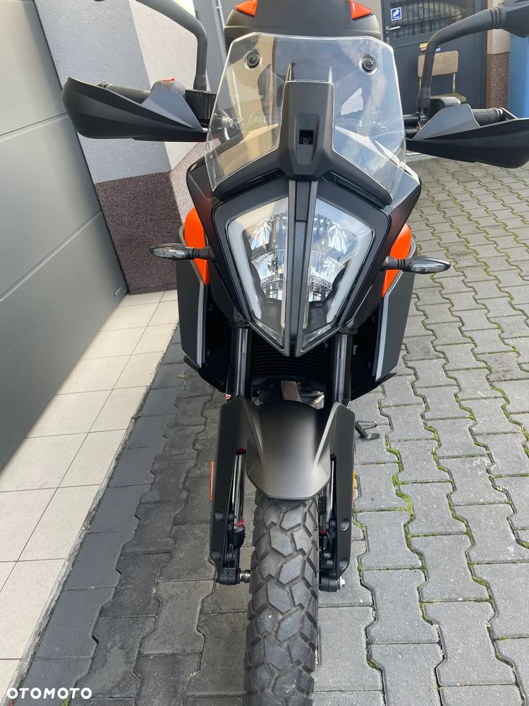 KTM Adventure - 10
