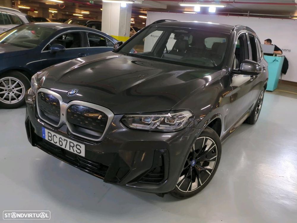 BMW iX3 M Sport Impressive - 2