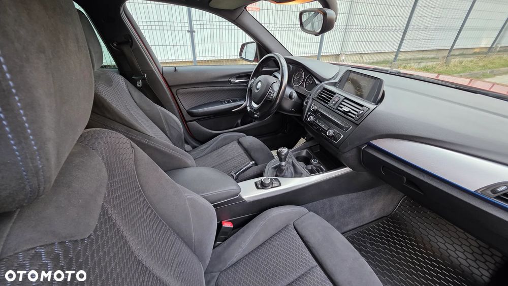 BMW Seria 1 118i Sport Line - 10