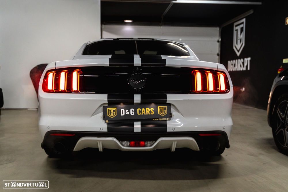 Ford Mustang 2.3i EcoBoost - 20