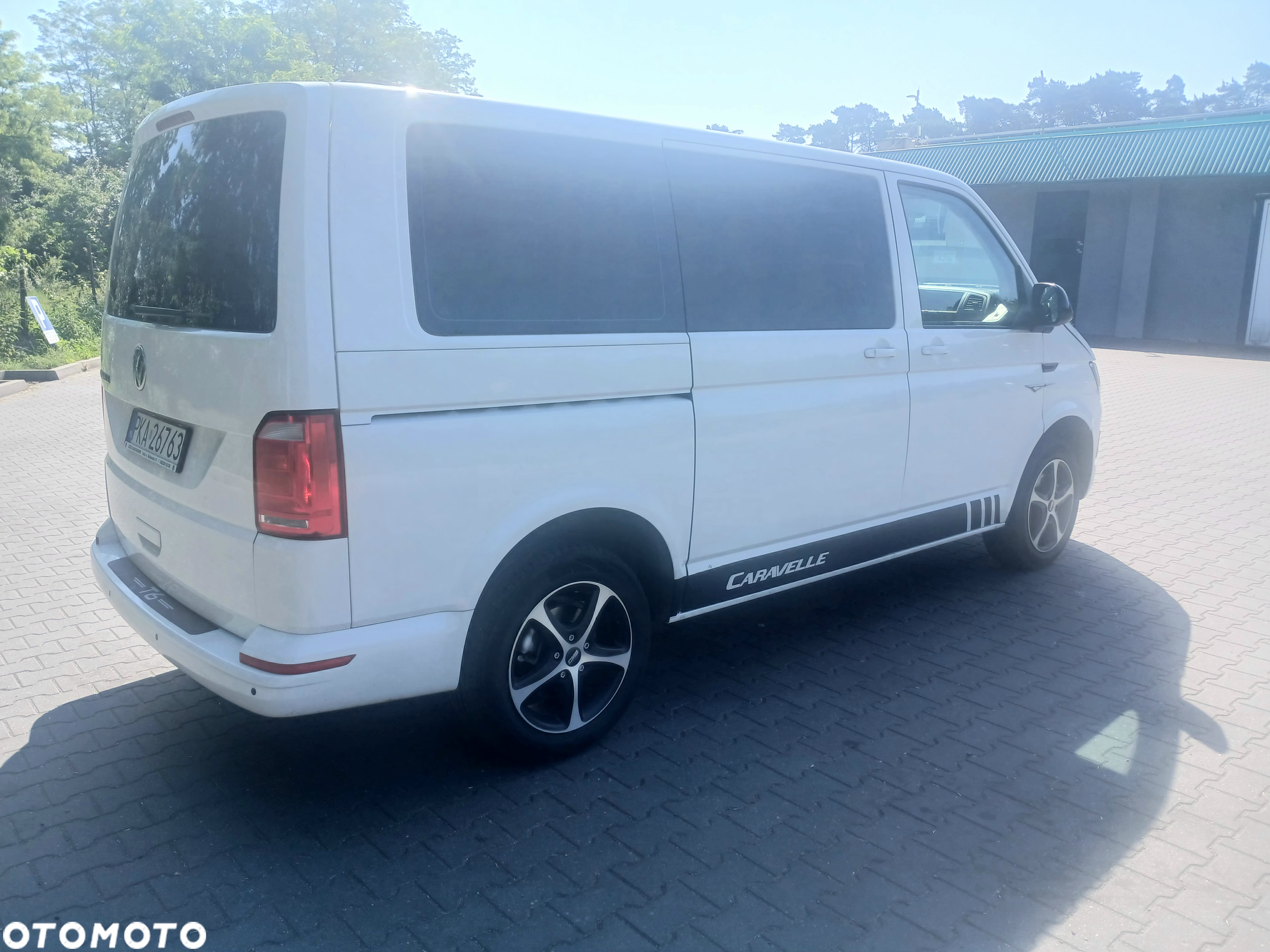 Volkswagen Caravelle - 6