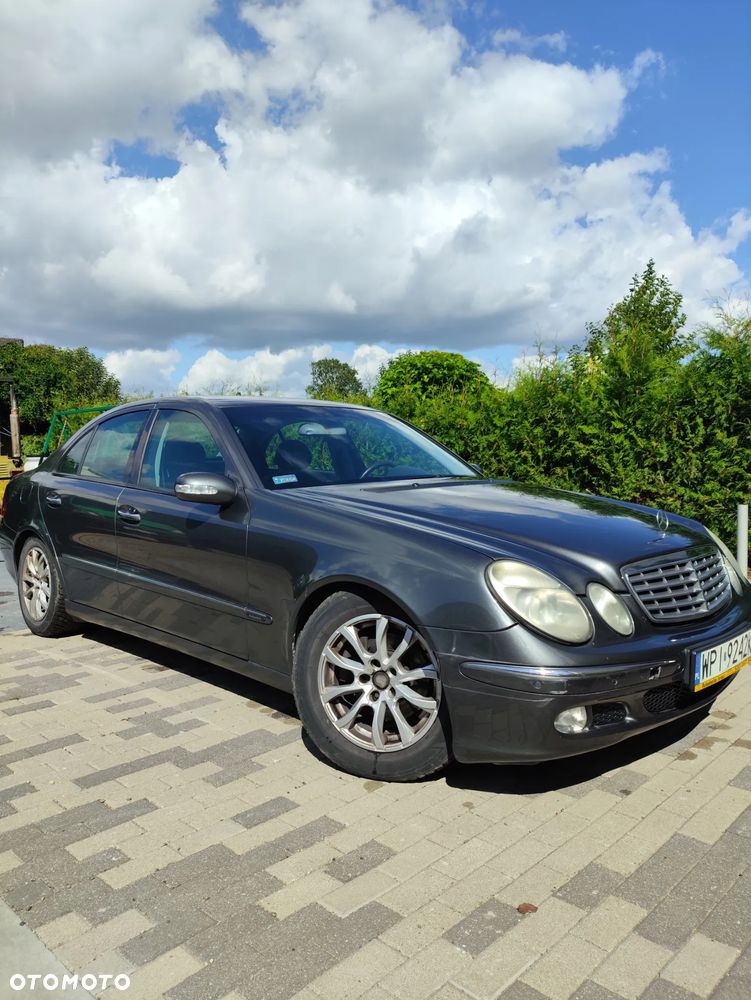 Mercedes-Benz Klasa E - 12