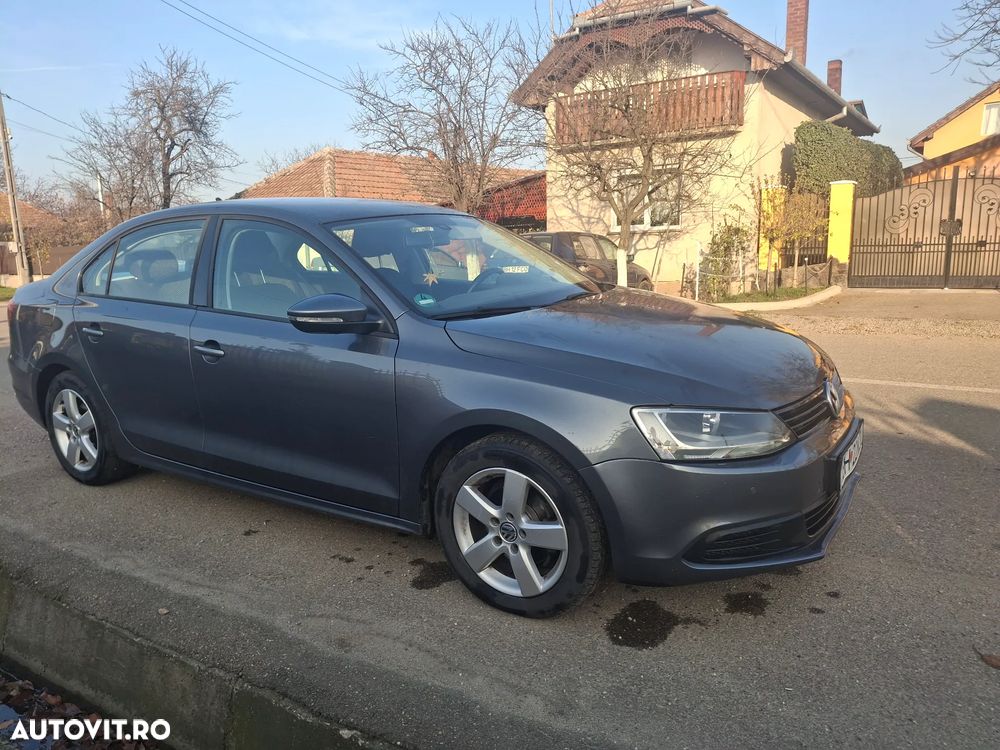 Volkswagen Jetta 1.6 TDI CR DPF Comfortline - 5