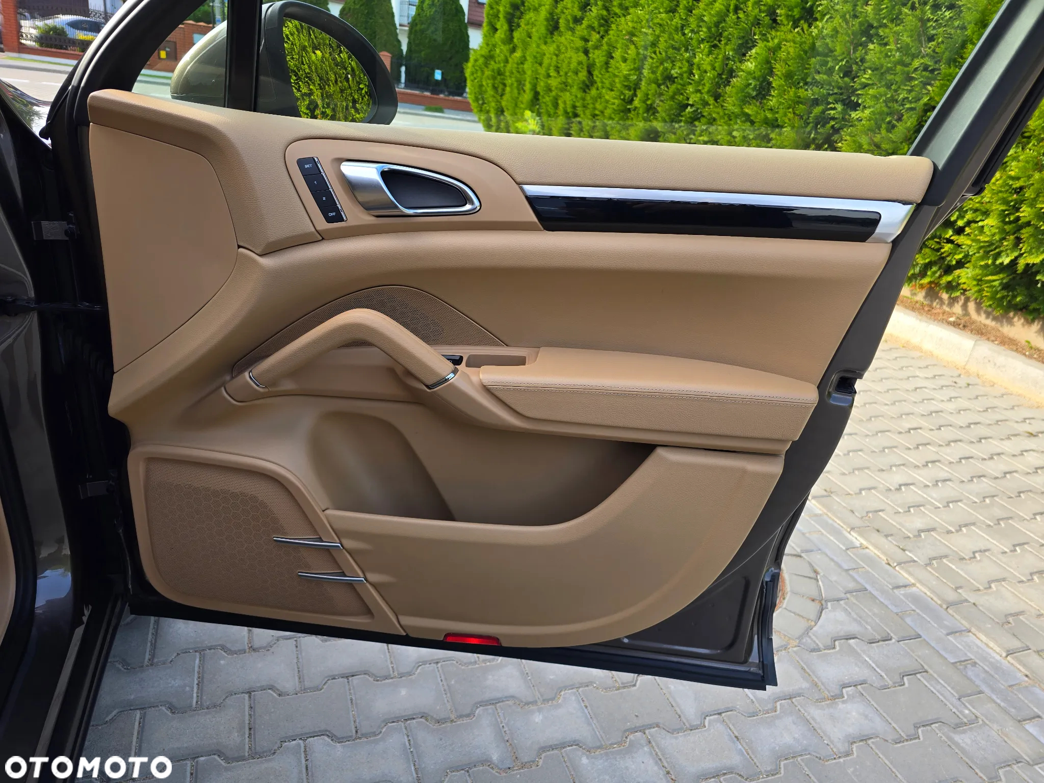 Porsche Cayenne Diesel Platinum Edition - 23