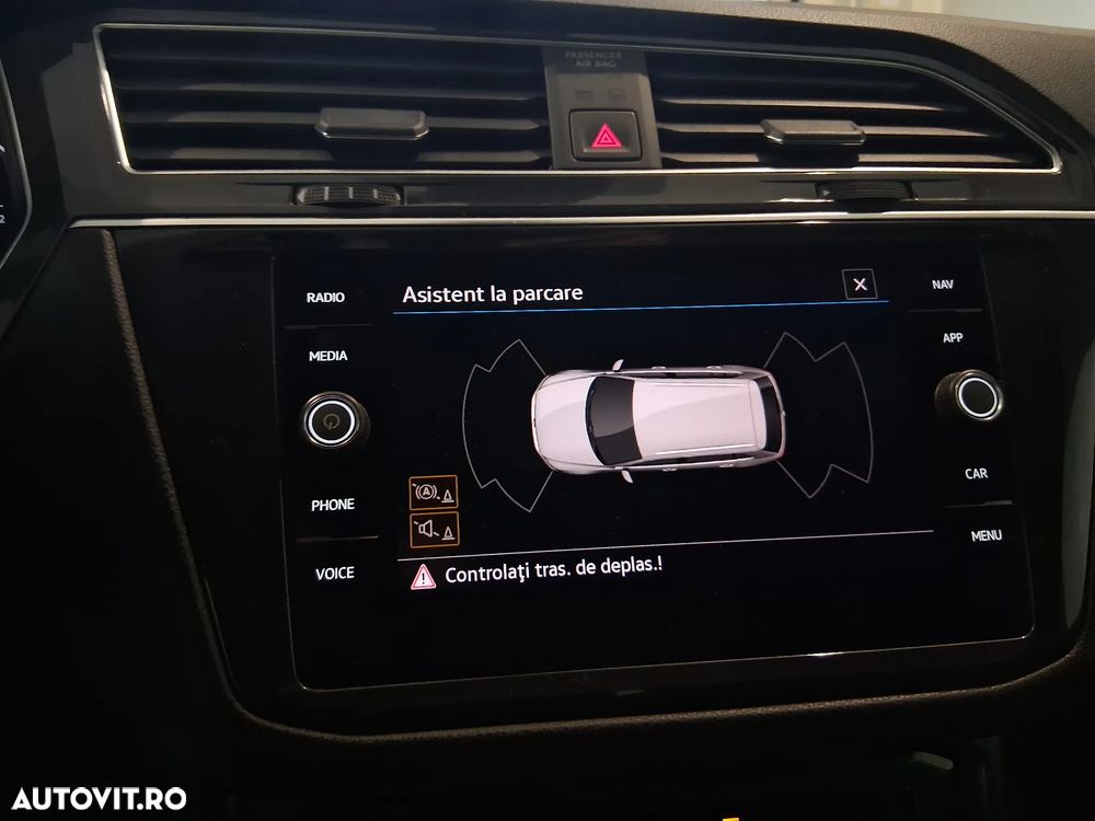 Volkswagen Tiguan 2.0 TDI SCR DSG 4Motion R-Line - 28