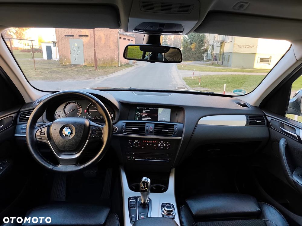BMW X3 xDrive20d - 23
