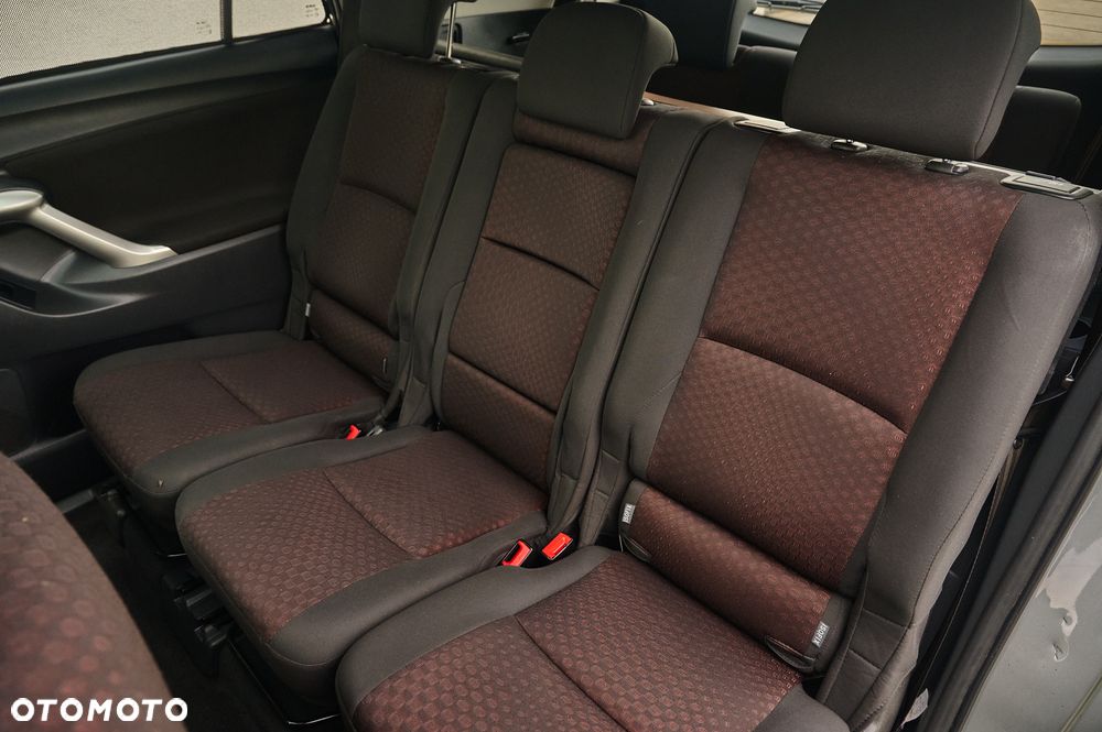 Toyota Verso 1.8 7-Sitzer Skyview Edition - 26