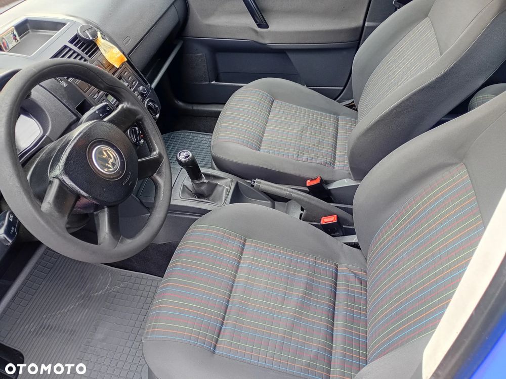 Volkswagen Polo - 5