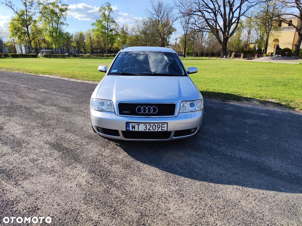 Audi A6 Avant 2.4 quattro - 11