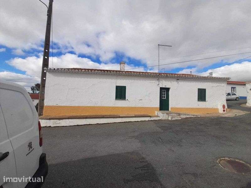 Vende-se moradia rústica em zona calma no Alentejo - Grande imagem: 4/5