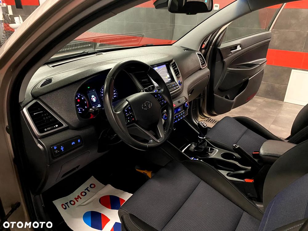 Hyundai Tucson 1.6 GDi 2WD Select - 15