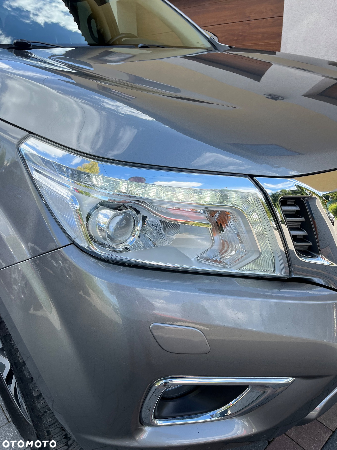 Nissan Navara DC 4x4 Autm EU6 Tekna - 10