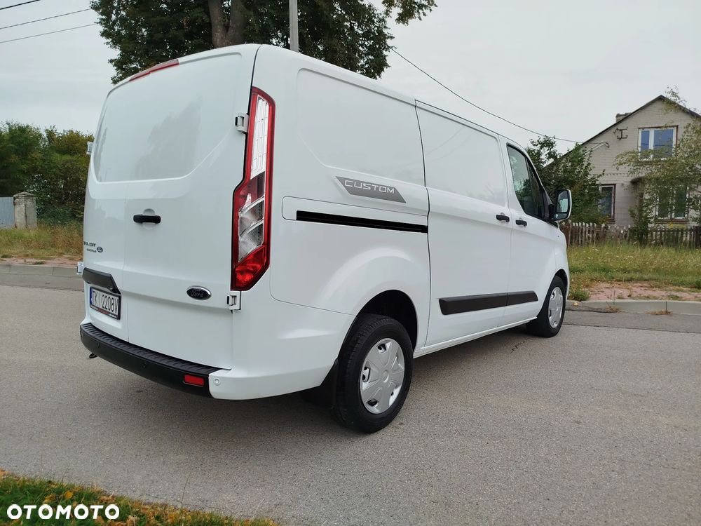 Ford Transit Custom - 8