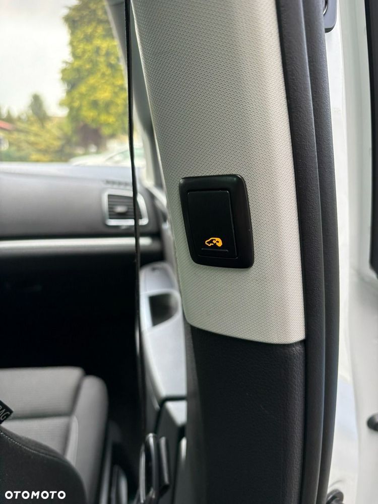 Volkswagen Sharan - 33