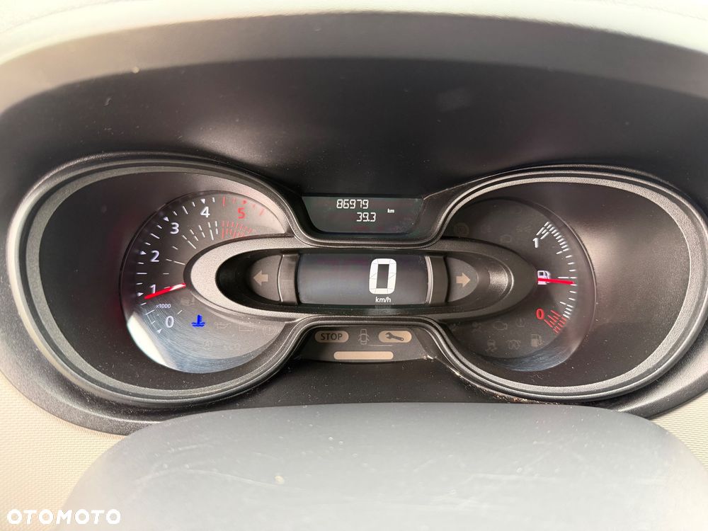 Renault Trafic - 17
