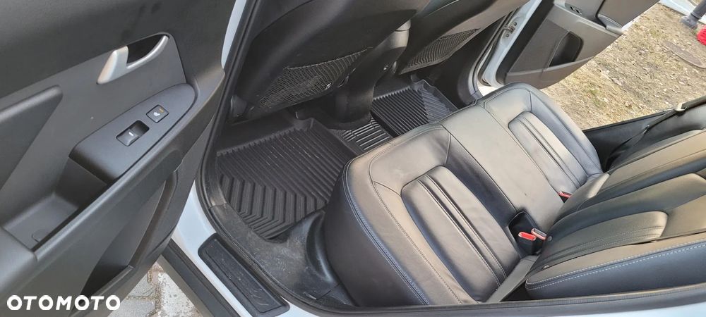 Kia Sportage 1.6 GDI S 2WD - 9