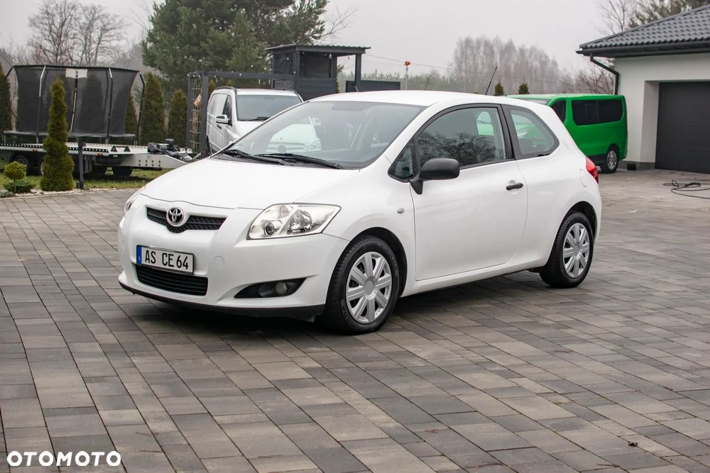 Toyota Auris - 29