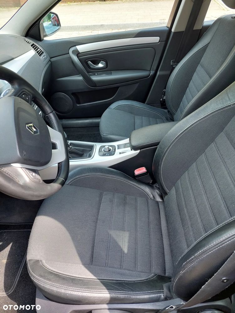 Renault Laguna 2.0 DCi FAP Dynamique - 8