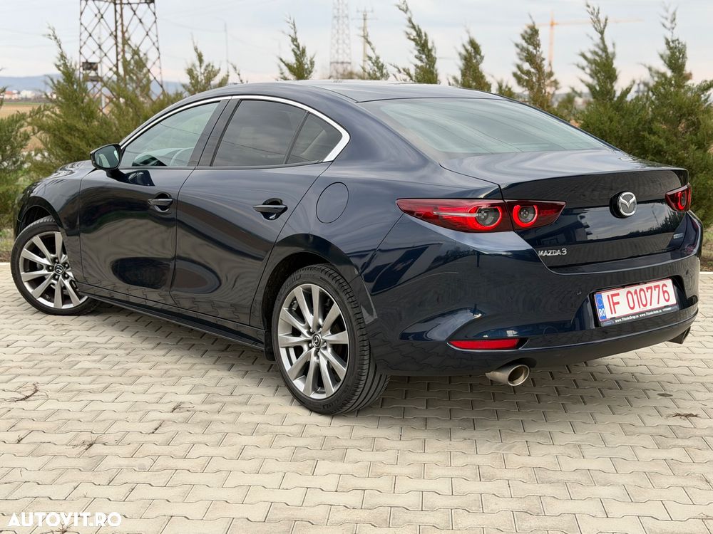 Mazda 3 e-SKYACTIV-X 186 M HYBRID TAKUMI - 4
