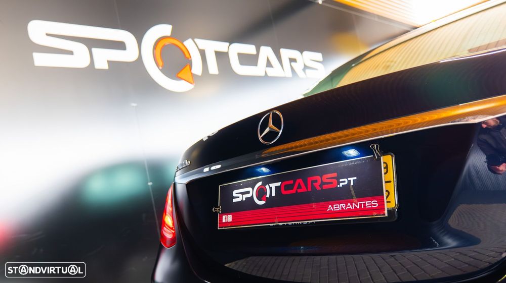 Mercedes-Benz E 300 e Exclusive Line - 30