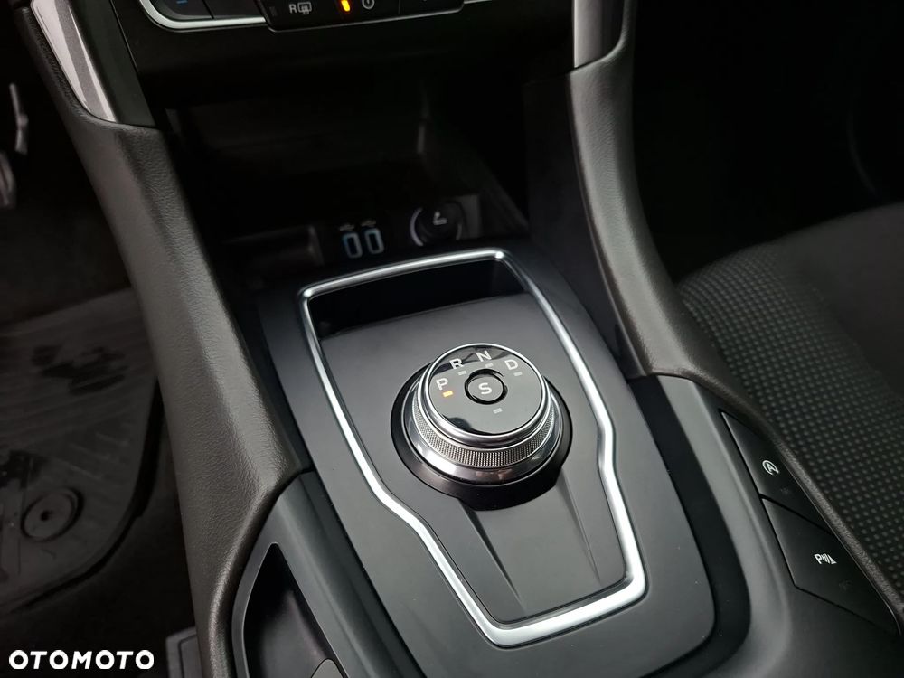 Ford Mondeo 2.0 EcoBlue Titanium - 34