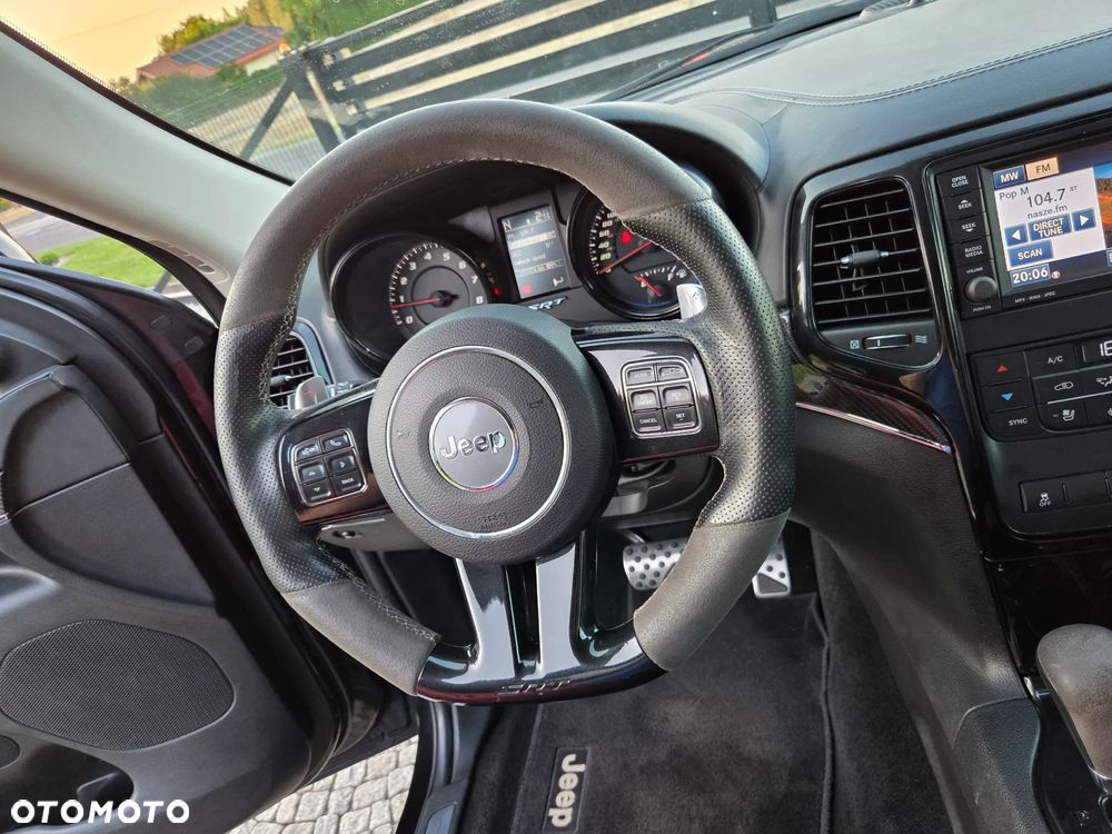 Jeep Grand Cherokee 6.4 V8 SRT8 - 21