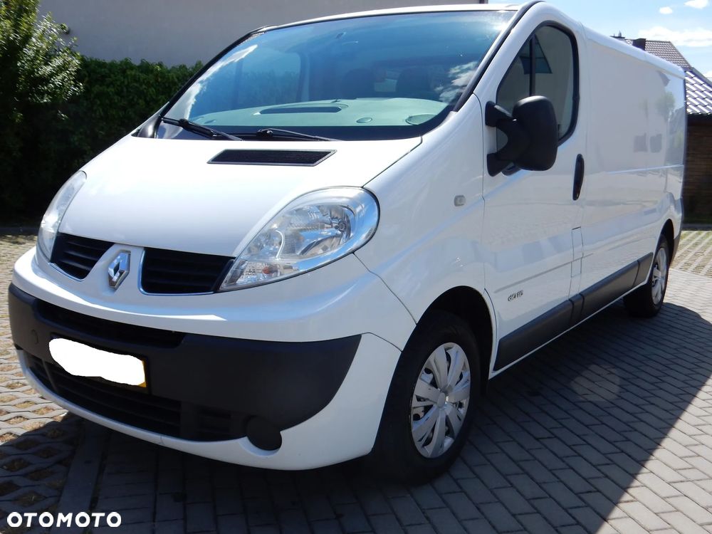 Opel Vivaro - 1
