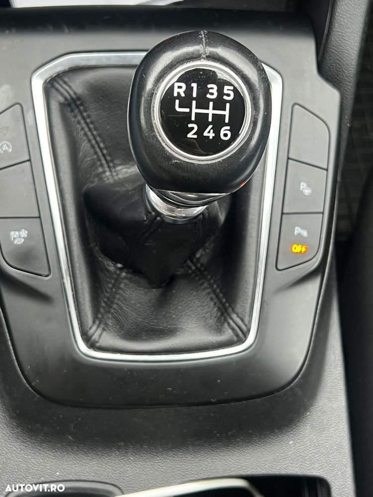 Ford Kuga 1.5 EcoBoost FWD ST Line - 20