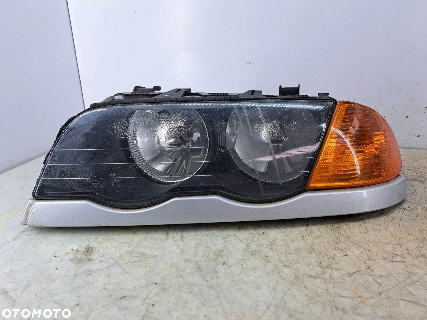 Reflektor lampa przód lewa BMW SERIA 3 E46 1998–2005 BOSCH 8361947 - 1