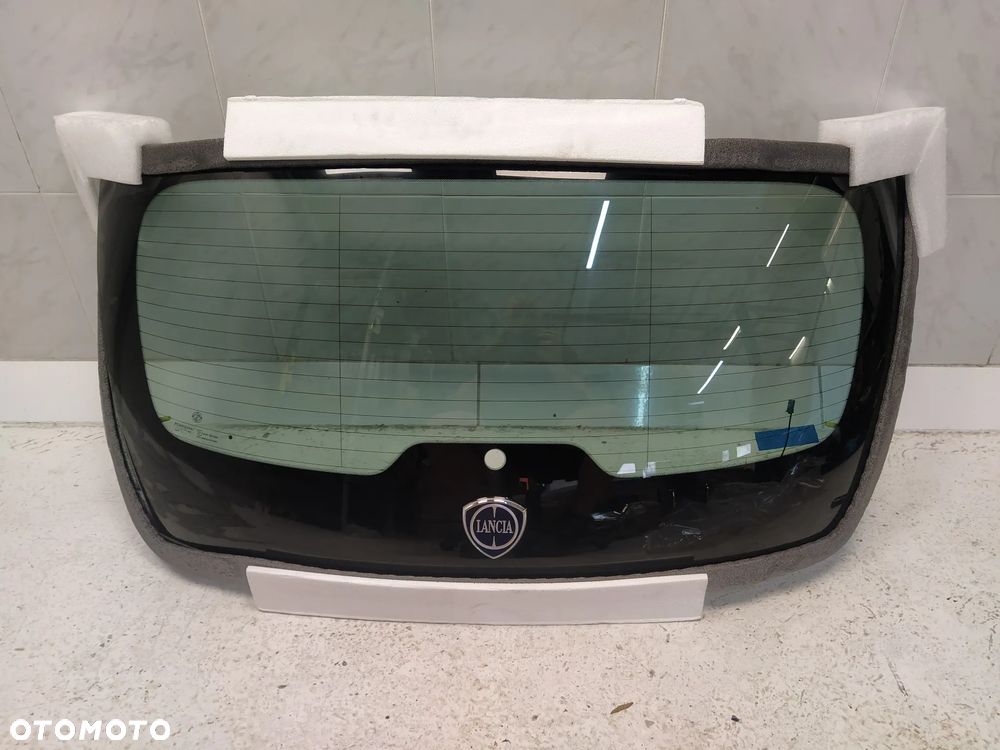 LANCIA YPSILON 11- SZYBA TYŁ TYLNA KLAPY BAGAŻNIKA NOWA ORYGINAŁ - 2